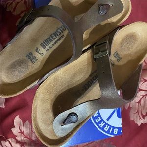 BIRKENSTOCK GIZEH SANDAL